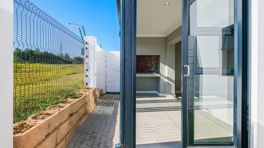 1 Bedroom Property for Sale in Glenwood Western Cape